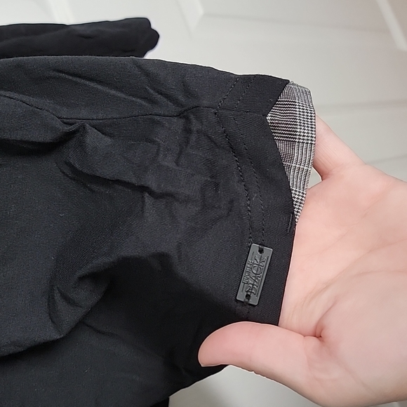 Buckle Black Plaid Accent Longsleeve Tee L - Picture 3 of 6